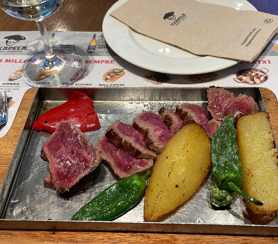 Txapela, Plaça de Catalunya 8