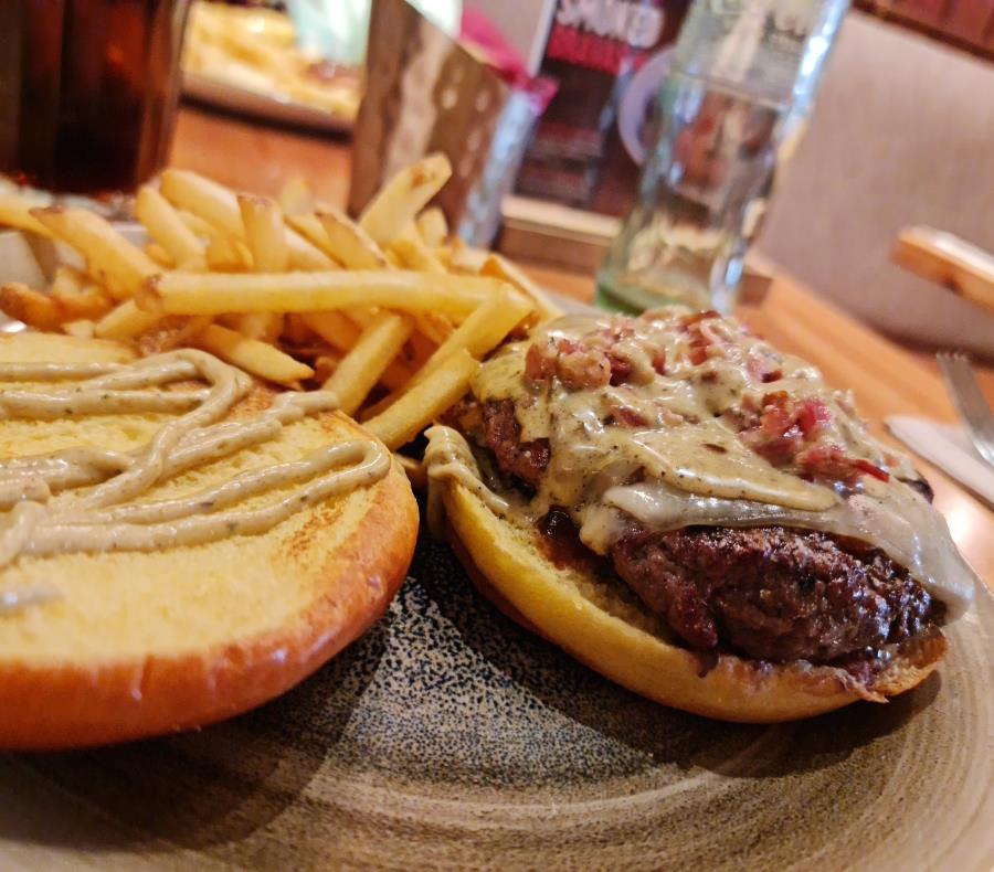 New York Burger Pelai