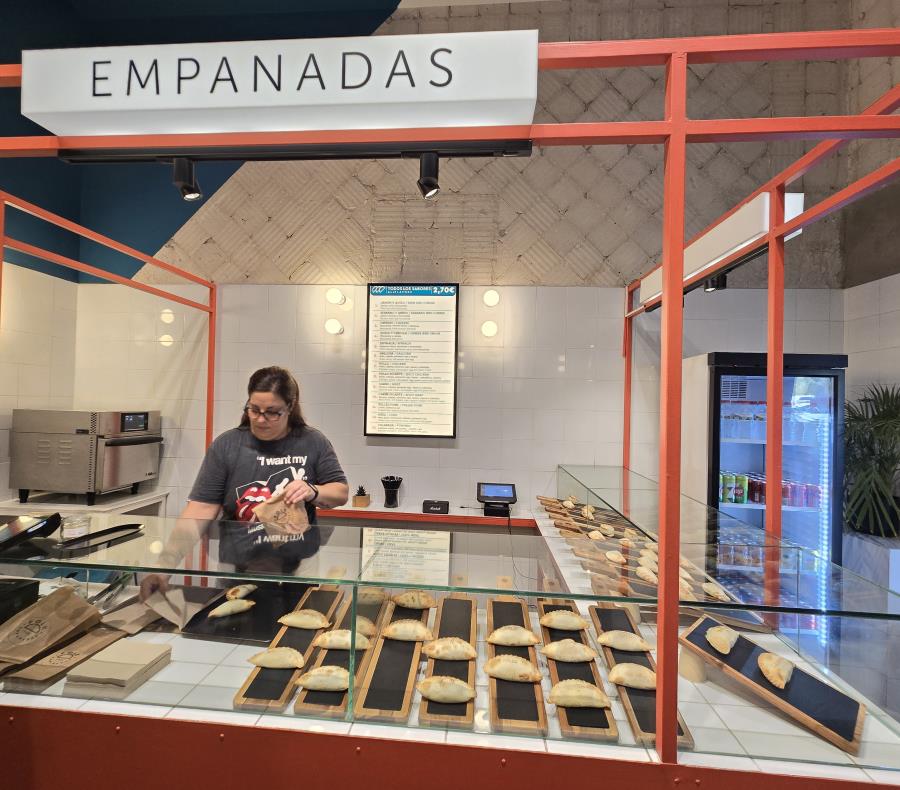 Folk Empanades
